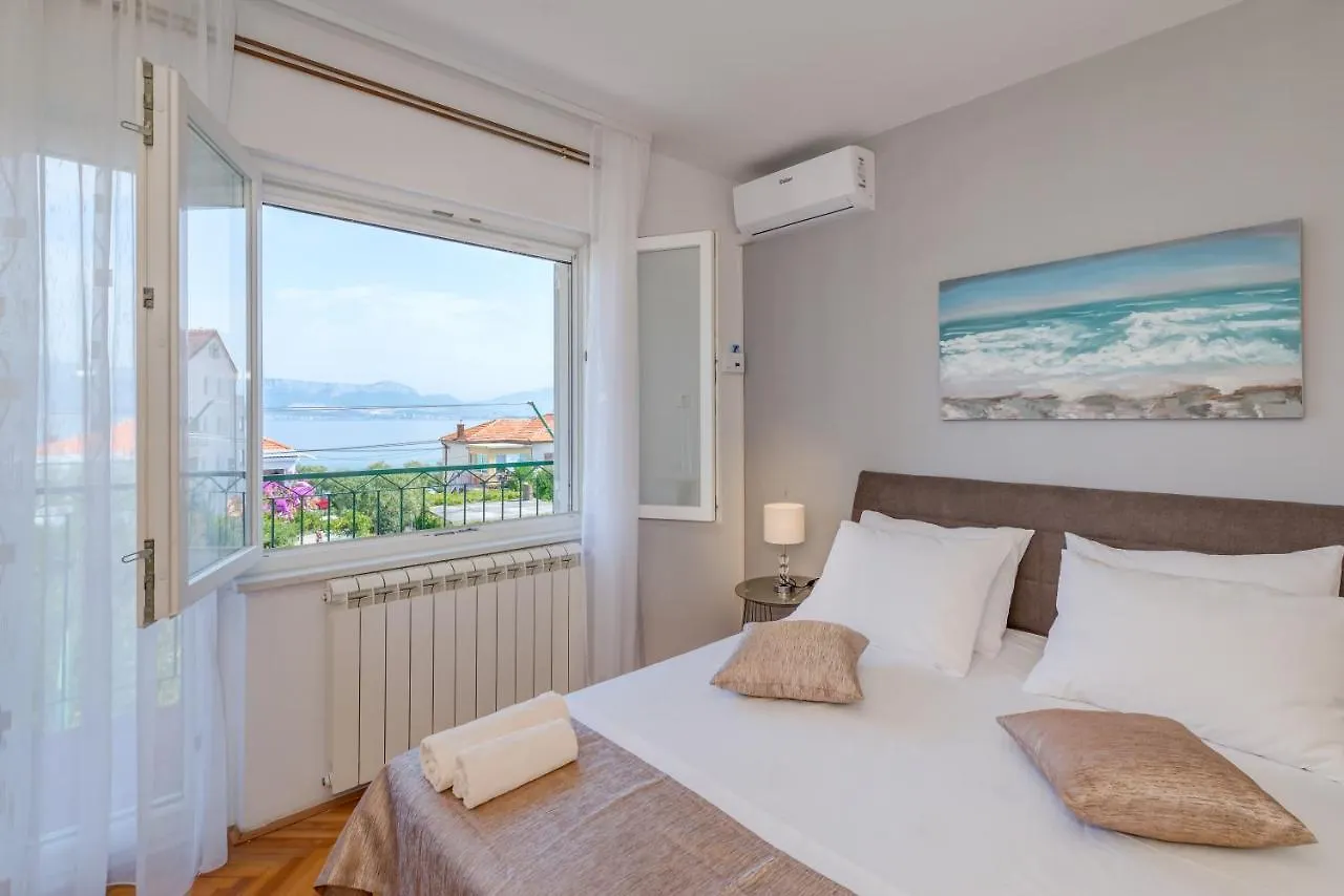 Apartment Apartman Dunja Slatine Croatia