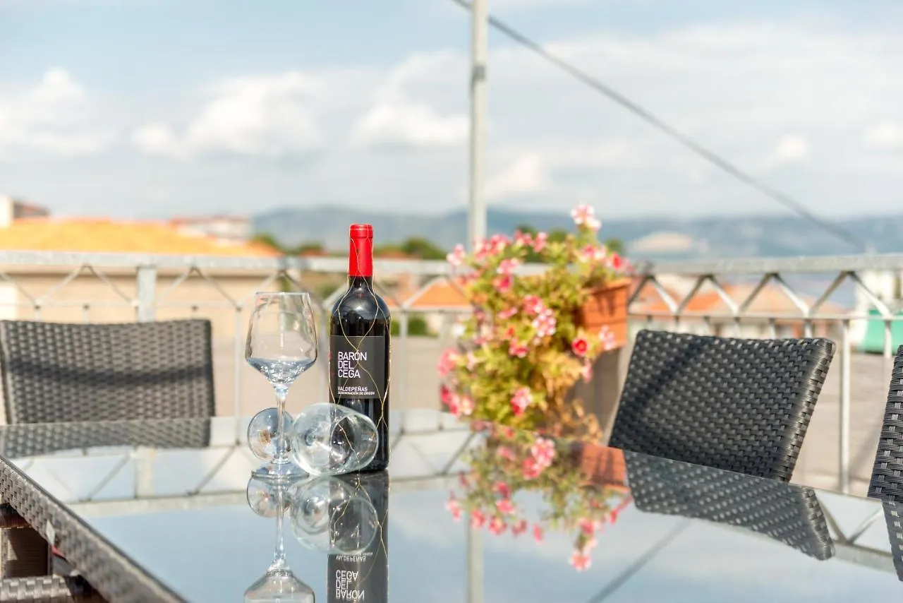 Apartman Dunja Slatine 0*,  Croatia